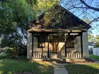 Foreclosed Home - 711 N 72ND ST, 62203