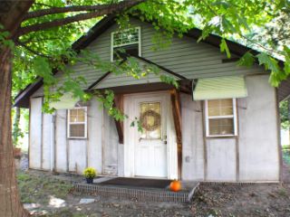 Foreclosed Home - 7 ROSELAWN AVE, 62208