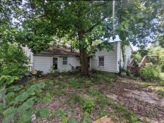 Foreclosed Home - 233 N 11TH ST, 62220