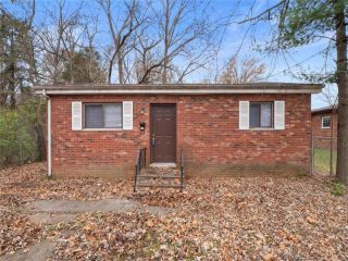 Foreclosed Home - 605 S 6TH ST, 62220