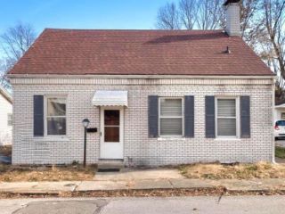 Foreclosed Home - 312 N 11TH ST, 62220
