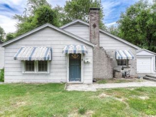 Foreclosed Home - 401 W VAN BUREN ST, 62220