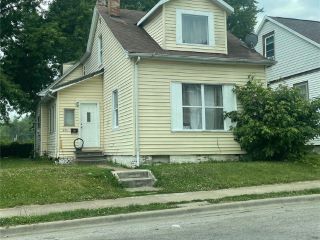 Foreclosed Home - 606 W LINCOLN ST, 62220