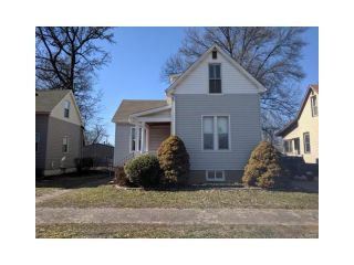Foreclosed Home - 1103 N Charles St, 62221