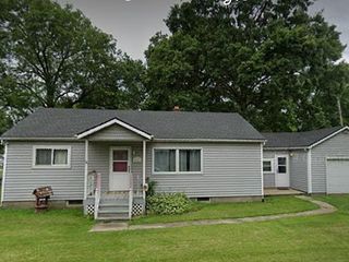 Foreclosed Home - 401 HILLCREST DR, 62221