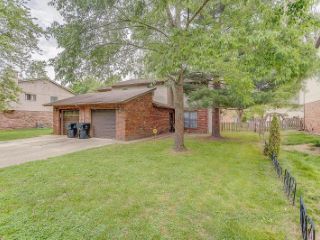 Foreclosed Home - 3313 DOVERSHIRE DR, 62221
