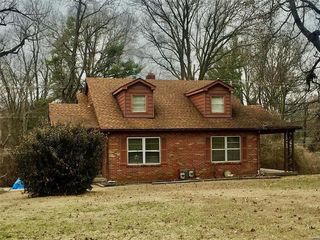Foreclosed Home - 27 CORAL DR, 62221