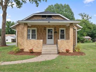 Foreclosed Home - 7017 W A ST, 62223