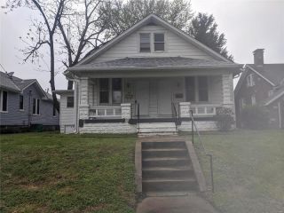 Foreclosed Home - 19 N 31st St, 62226