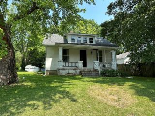 Foreclosed Home - 3519 W A ST, 62226