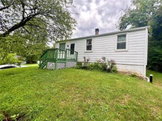 Foreclosed Home - 1701 S 11TH ST, 62226