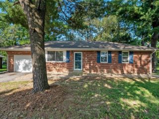 Foreclosed Home - 145 FREEDOM DR, 62226
