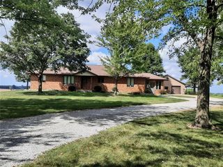 Foreclosed Home - 9515 HIGHLINE RD, 62230