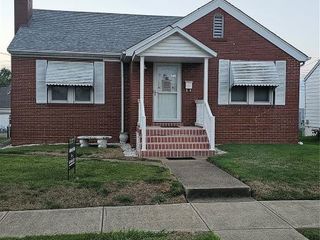 Foreclosed Home - 1 WASHINGTON BLVD, 62233