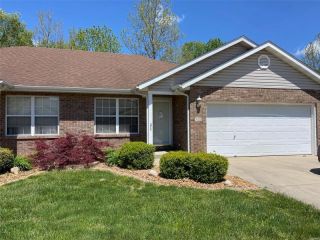 Foreclosed Home - 135 ROLLING OAKS DR, 62234