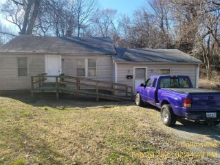 Foreclosed Home - 319 MONROE ST, 62234