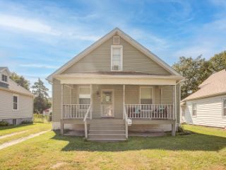 Foreclosed Home - 1002 POWELL AVE, 62234