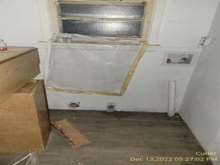 Foreclosed Home - 122 E 4TH ST, 62238