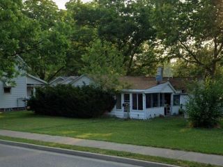 Foreclosed Home - 206 N STATE ST, 62243