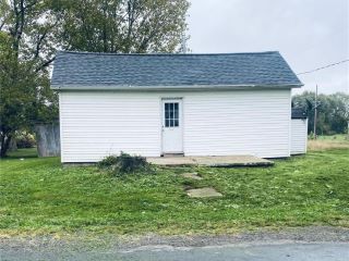 Foreclosed Home - 702 1ST ST, 62253