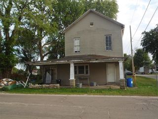 Foreclosed Home - 106 W WALL ST, 62262