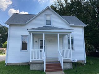 Foreclosed Home - 6 N LINCOLN ST, 62265