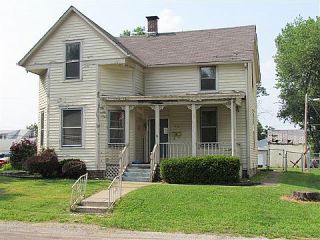 Foreclosed Home - 418 W 4TH ST, 62269