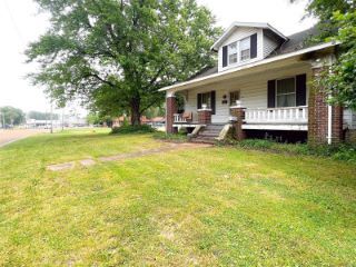 Foreclosed Home - 417 W HIGHWAY 50, 62269