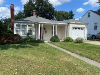 Foreclosed Home - 406 E 3RD ST, 62269