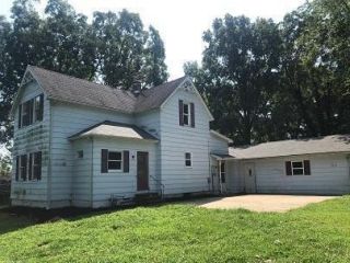 Foreclosed Home - 8510 5th St Rd, 62271