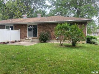 Foreclosed Home - 2135A W HUNTINGTON DR, 62301