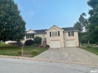 Foreclosed Home - 2101 STILLWATER DR, 62301