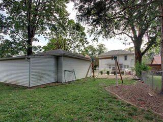 Foreclosed Home - 623 N 24TH ST, 62301