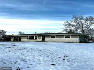 Foreclosed Home - 1327 CASLEY DR, 62341