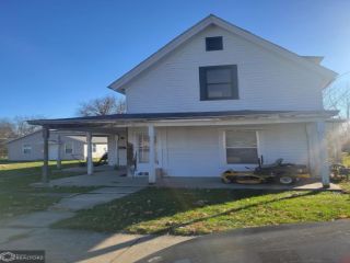 Foreclosed Home - 850 ELM ST, 62341