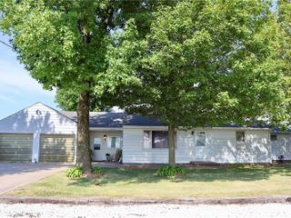 Foreclosed Home - 23475 365TH ST, 62363