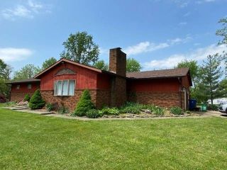 Foreclosed Home - 12140 SHAWNEE BLVD, 62439