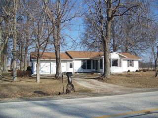 Foreclosed Home - 3014 E IL 250, 62450