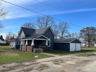 Foreclosed Home - 203 N RUSH ST, 62451