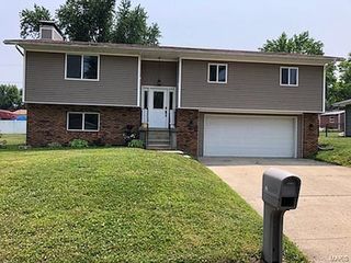 Foreclosed Home - 1310 THISTLE DR, 62471