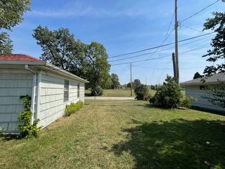 Foreclosed Home - 203 S 25TH ST, 62521