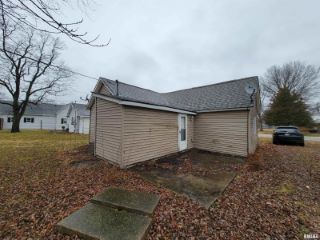 Foreclosed Home - 309 W LINCOLN ST, 62531