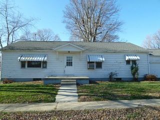 Foreclosed Home - 501 5TH ST, 62558