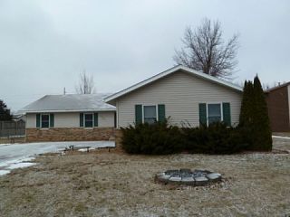 Foreclosed Home - 1003 E LINCOLN ST, 62561