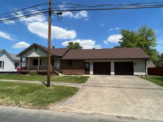 Foreclosed Home - 417 S PLUM ST, 62626