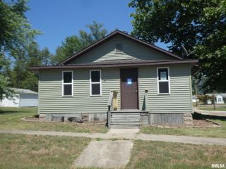 Foreclosed Home - 304 N WASHINGTON ST, 62665