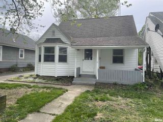 Foreclosed Home - 1449 N 3RD ST, 62702