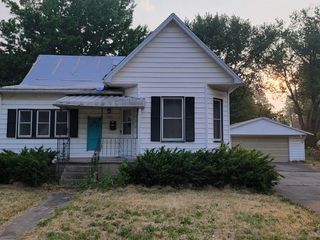 Foreclosed Home - 1109 N 13TH ST, 62702