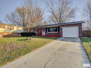Foreclosed Home - 2108 CREIGHTON RD, 62703