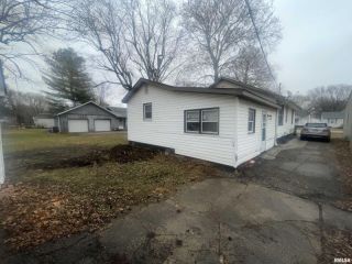 Foreclosed Home - 3333 S 1ST ST, 62703